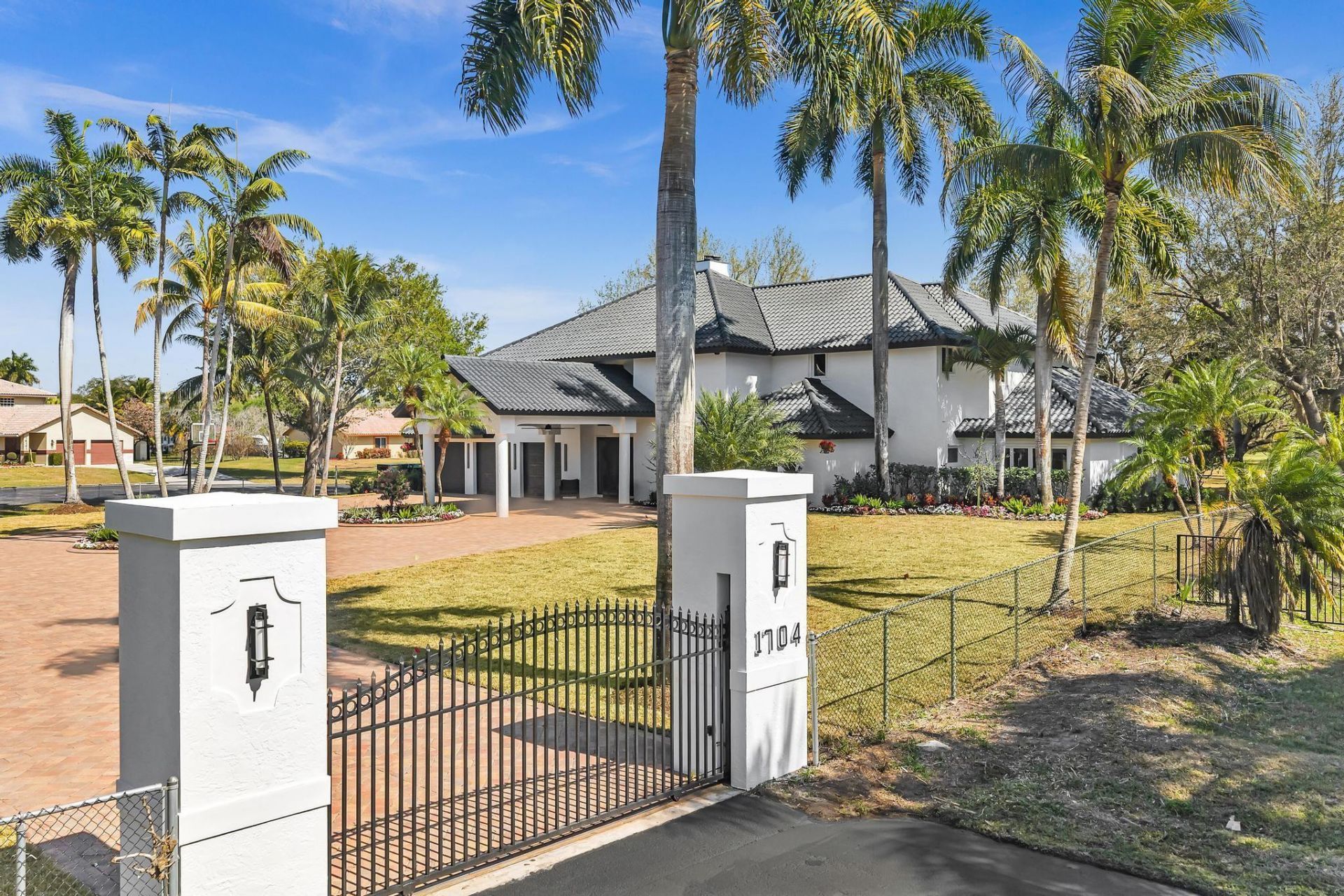 1704 SW 142nd Ave, Davie, FL 33325 Photo