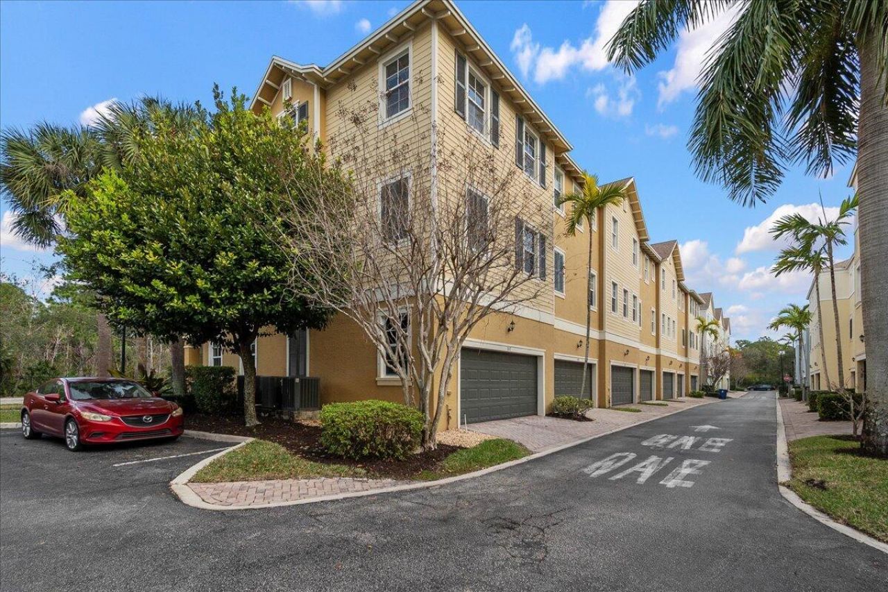 116 Sea Plum Drive, Unit 107, Jupiter, FL 33458 Photo