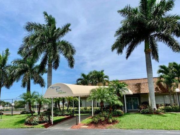 1630 NW 18th Avenue, Unit 103, Delray Beach, FL 33445