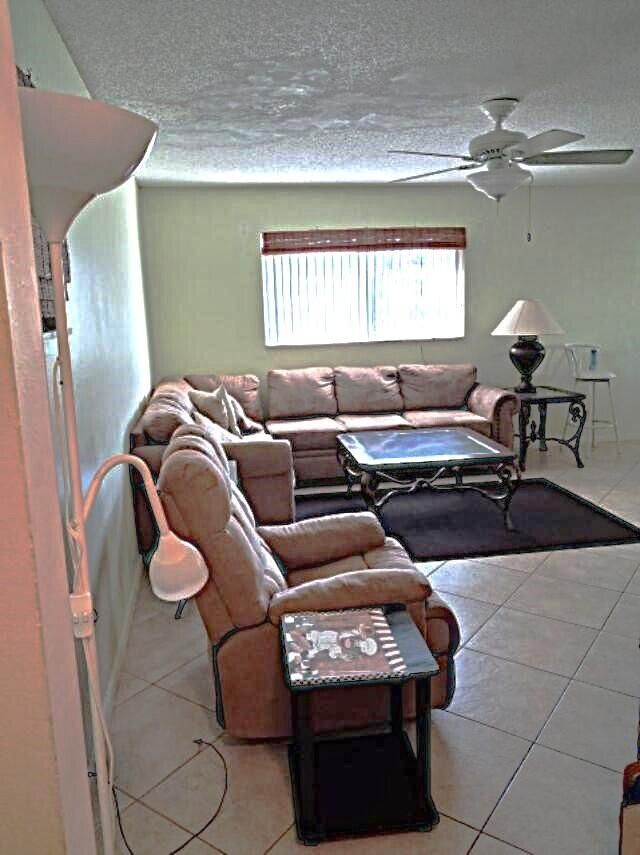 32 Colonial Club Drive, Unit 201, Boynton Beach, FL 33435 Photo