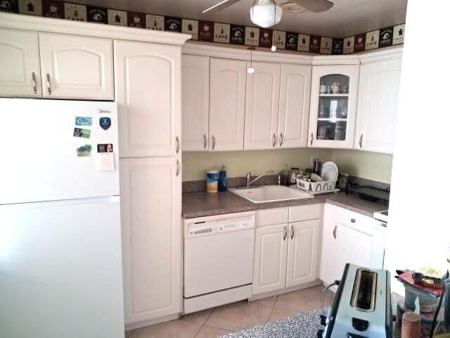 32 Colonial Club Drive, Unit 201, Boynton Beach, FL 33435 Photo