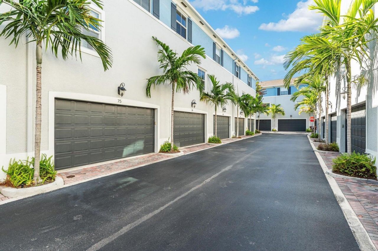 75 Atlantic Grove Way, Delray Beach, FL 33444 Photo