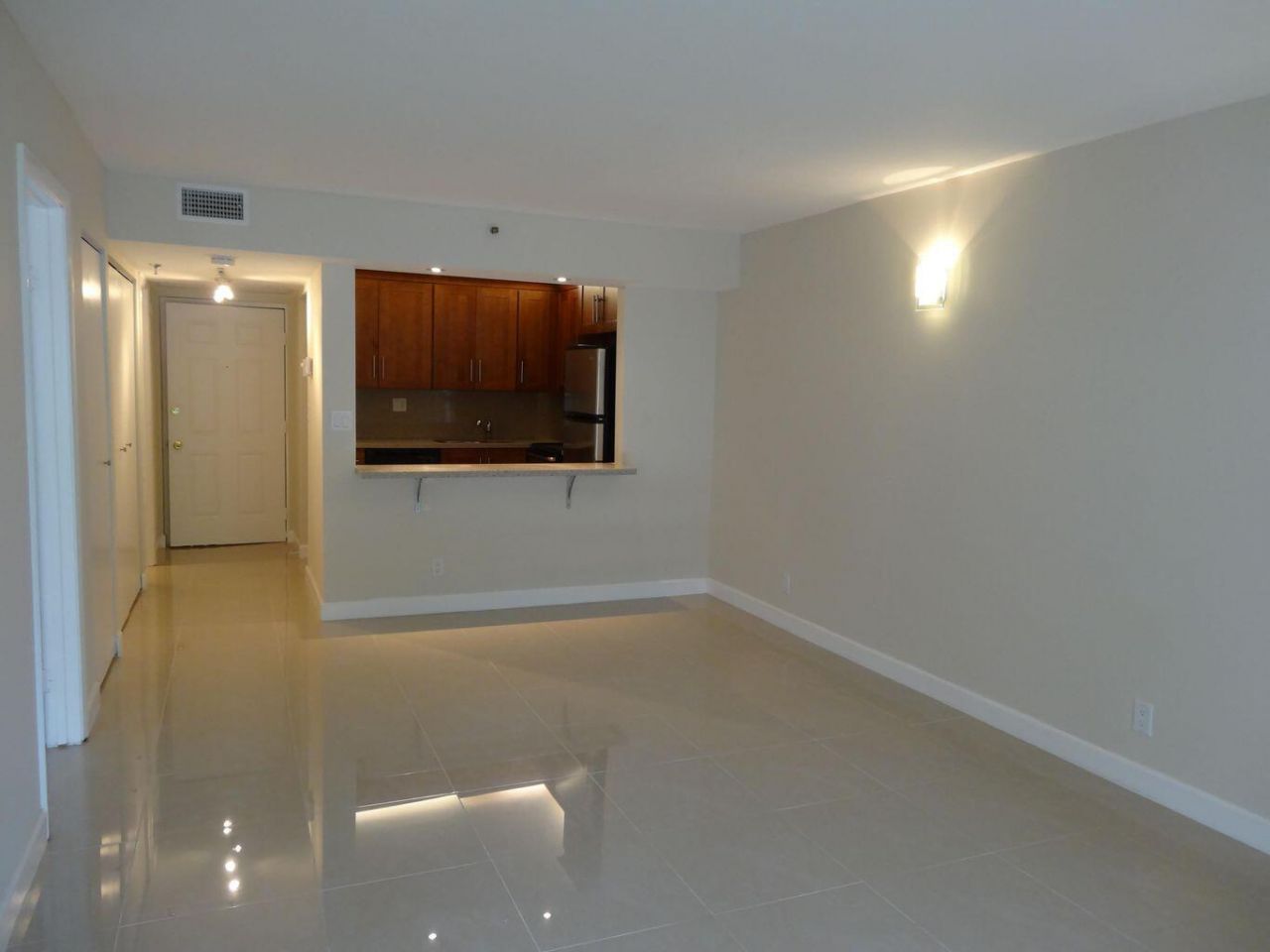 9235 SW 8th Street, Unit 210, Boca Raton, FL 33428 Photo
