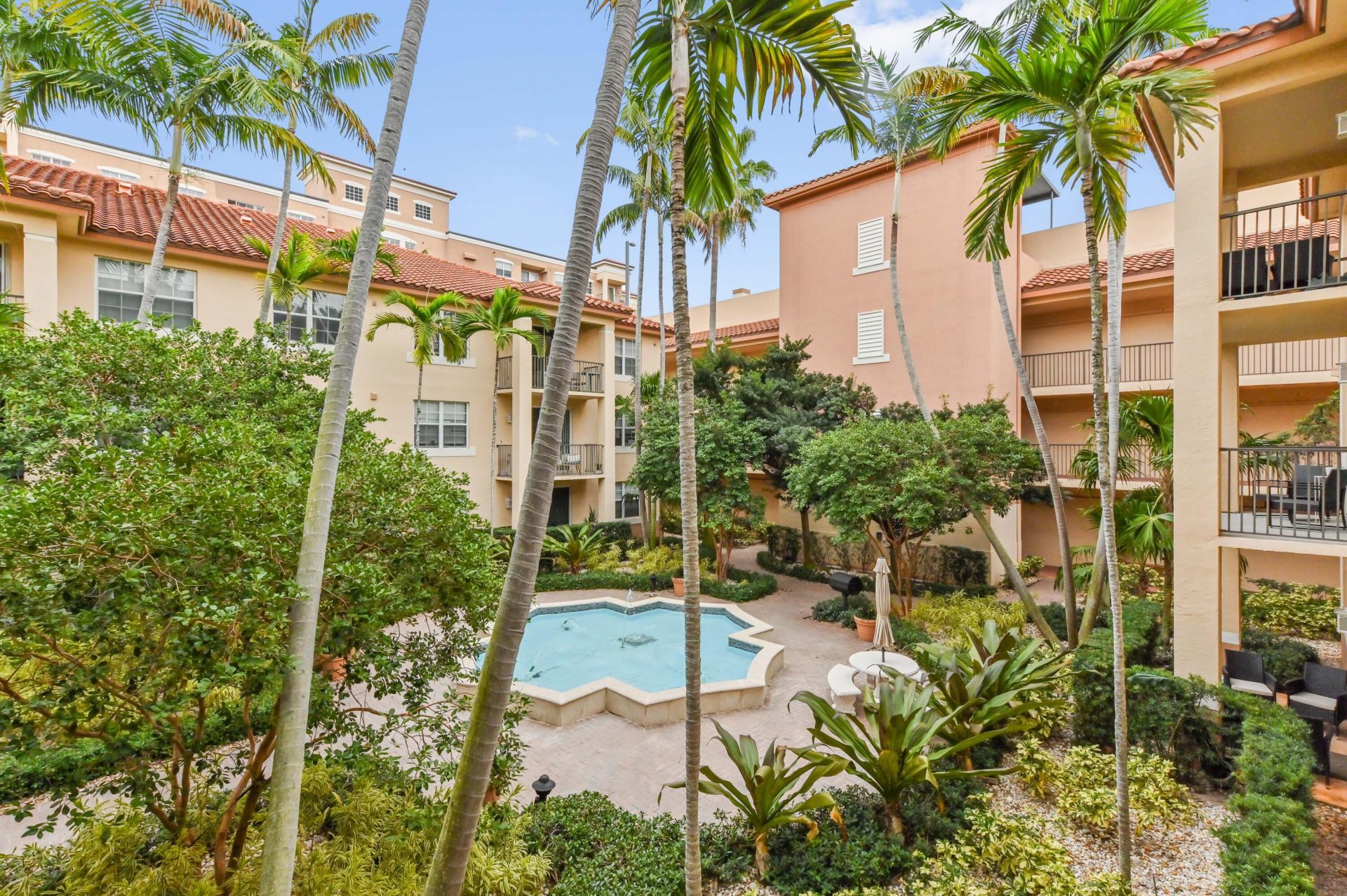 1803 N Flagler Drive, Unit 204, West Palm Beach, FL 33407 Photo