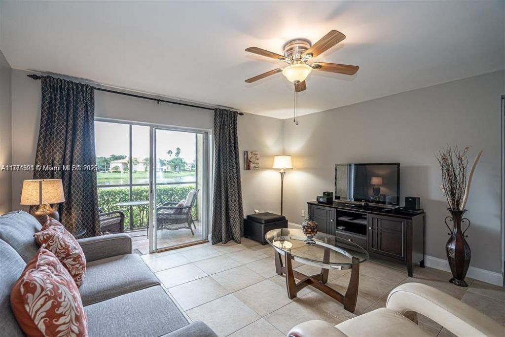 1245 SW 46th Avenue, Unit 1215, Pompano Beach, FL 33069 Photo