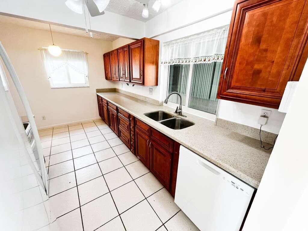 905 SW 3rd Avenue, Boynton Beach, FL 33426 Photo