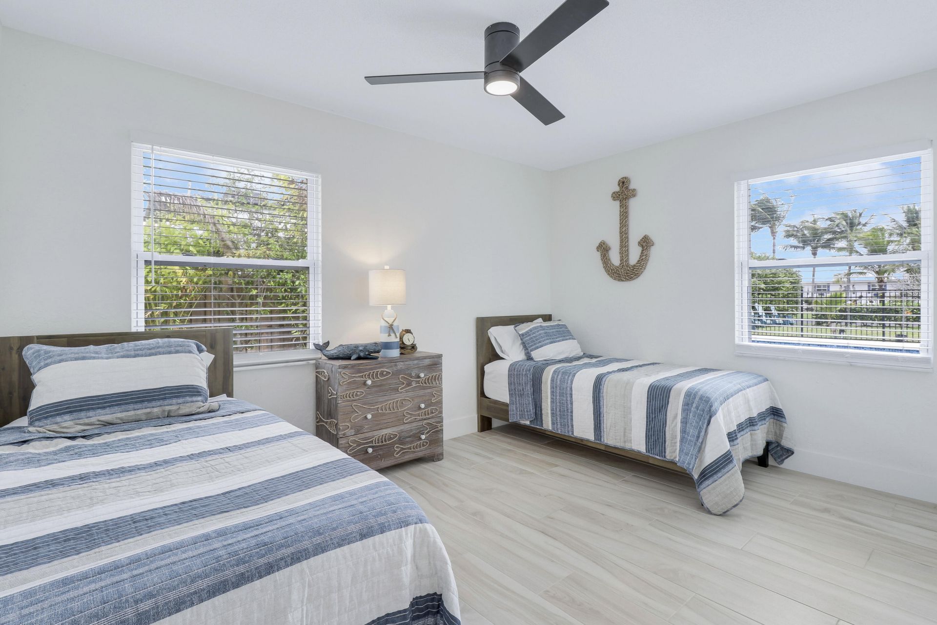 9 W Riverside Drive, Jupiter, FL 33469 Photo