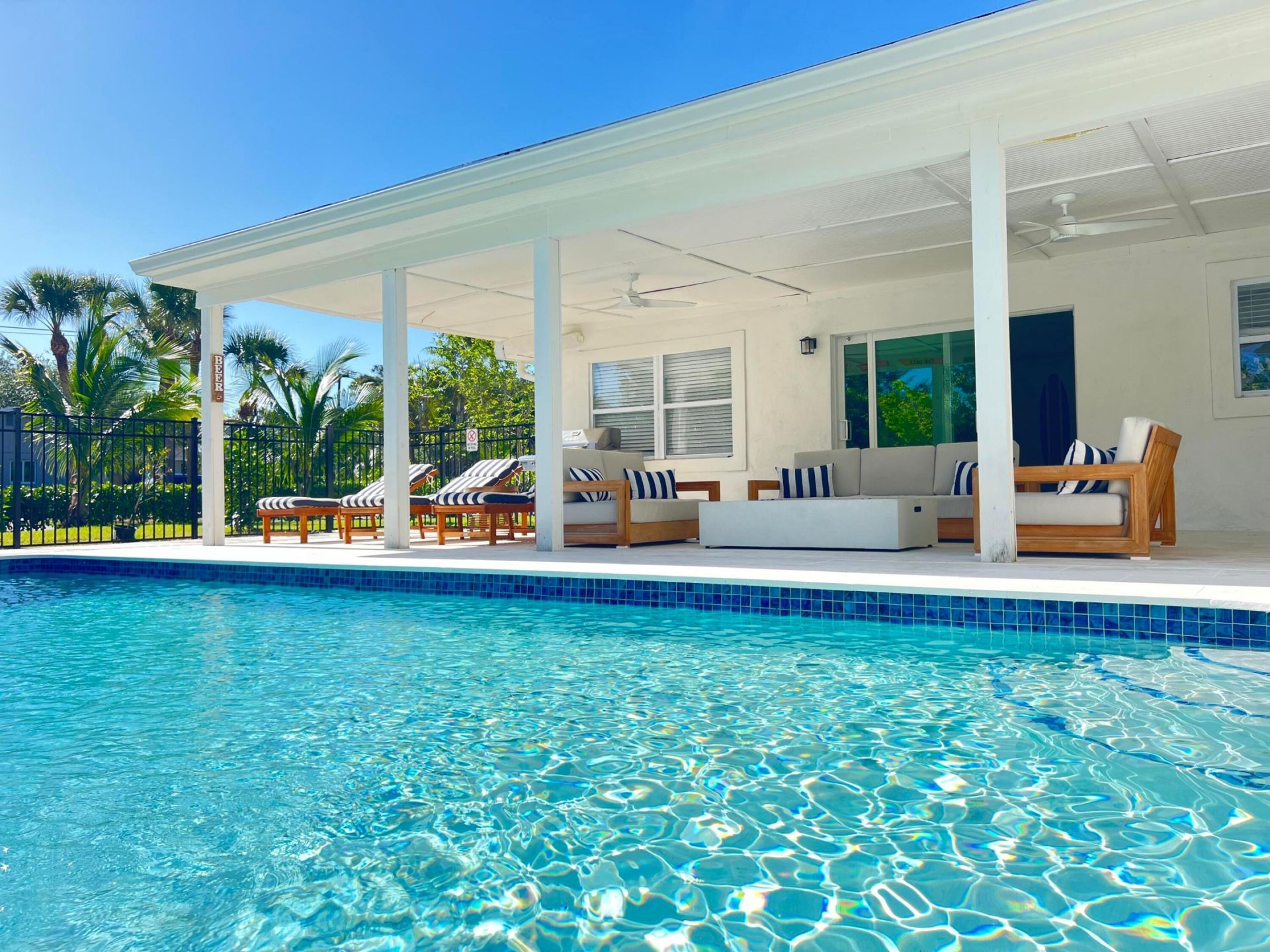 9 W Riverside Drive, Jupiter, FL 33469 Photo