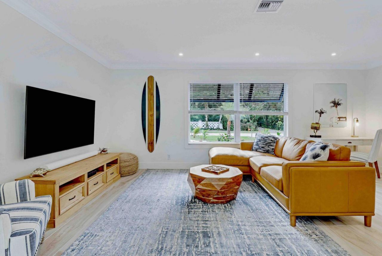 9 W Riverside Drive, Jupiter, FL 33469 Photo