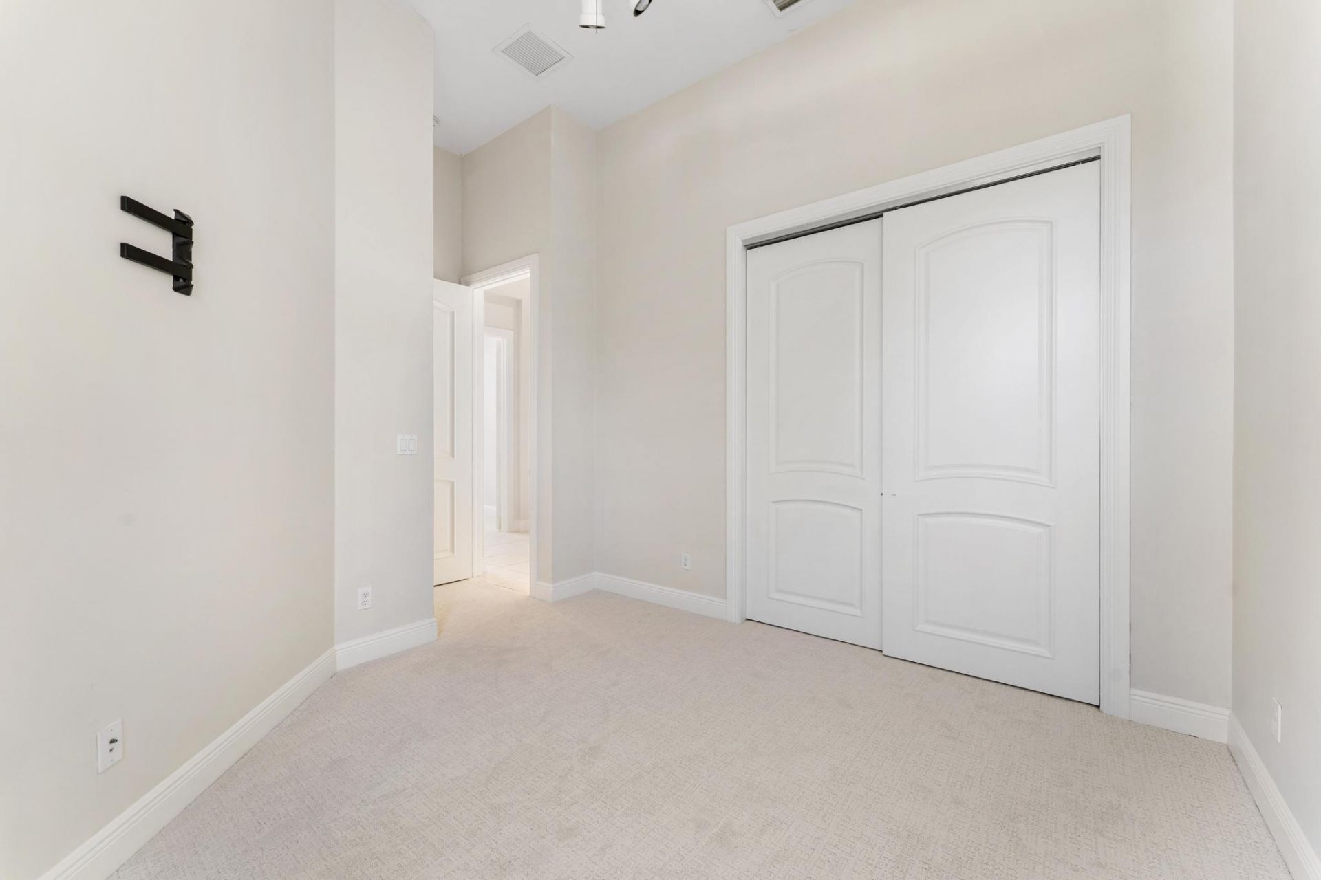 241 SE Fascino Circle, Port Saint Lucie, FL 34984 Photo