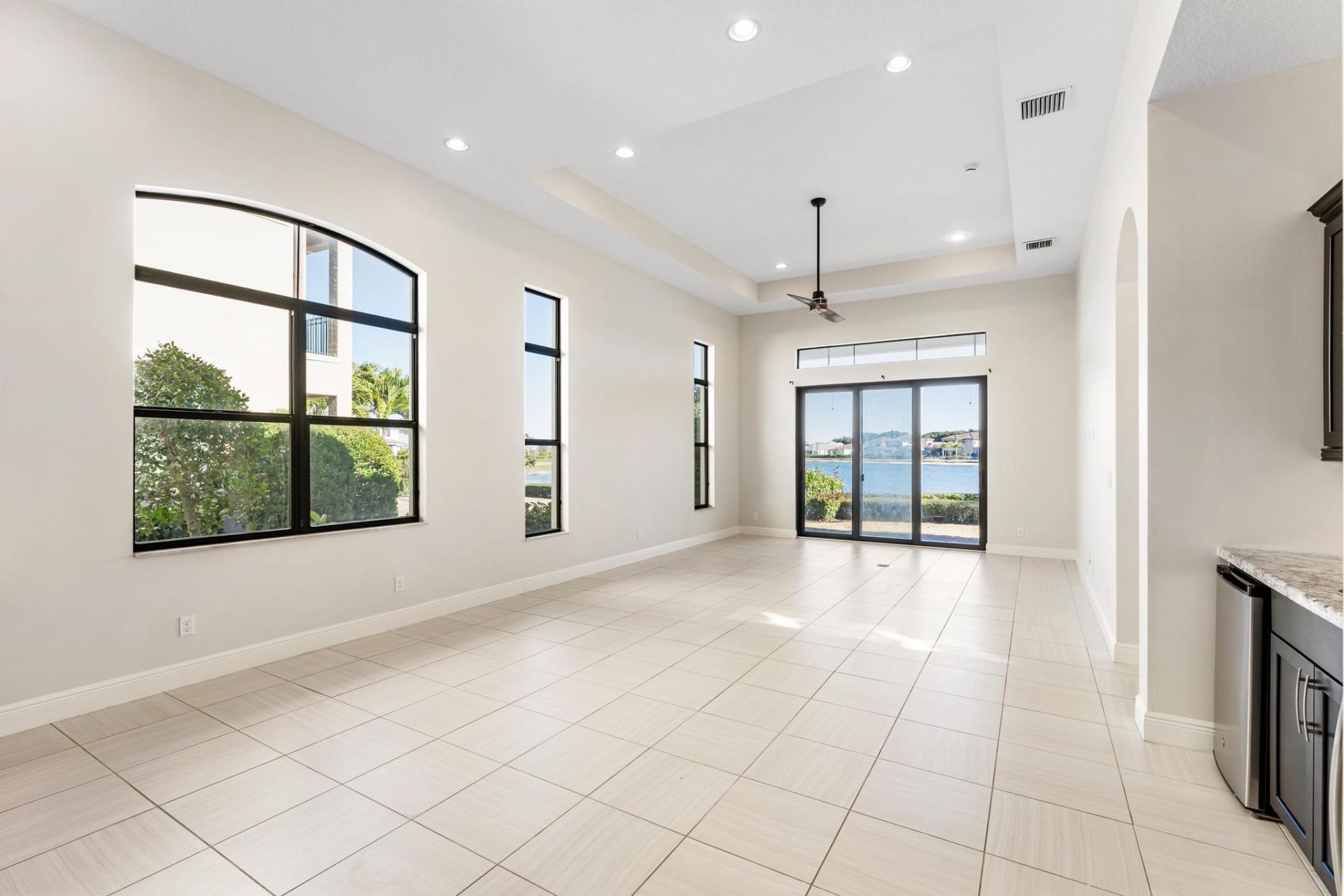 241 SE Fascino Circle, Port Saint Lucie, FL 34984 Photo