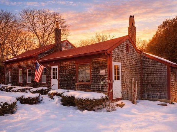 588 Gifford Rd, Westport, MA 02790