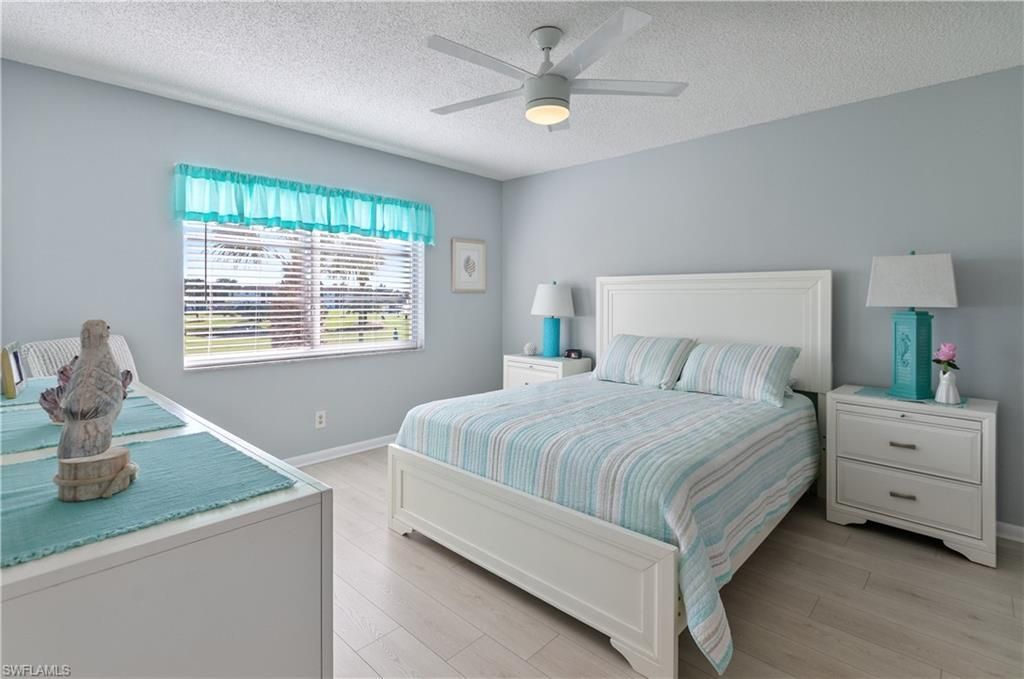 13 High Point Cir N, Unit 203, Naples, FL 34103 Photo