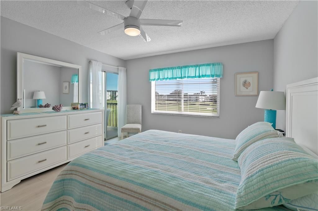 13 High Point Cir N, Unit 203, Naples, FL 34103 Photo