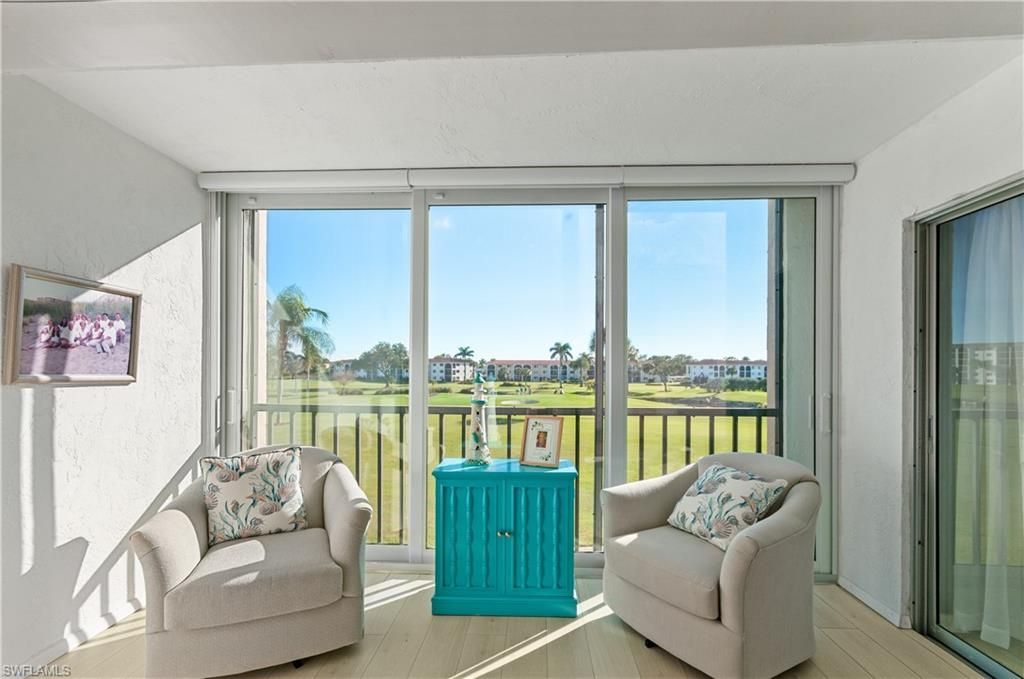 13 High Point Cir N, Unit 203, Naples, FL 34103 Photo