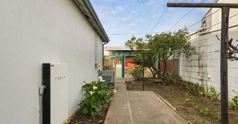 25 4th Ave, Isleton, CA 95641 Photo