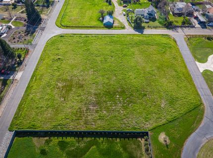 10685 Halfway Rd, Elk Grove, CA 95624 Photo