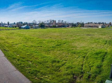 10685 Halfway Rd, Elk Grove, CA 95624 Photo