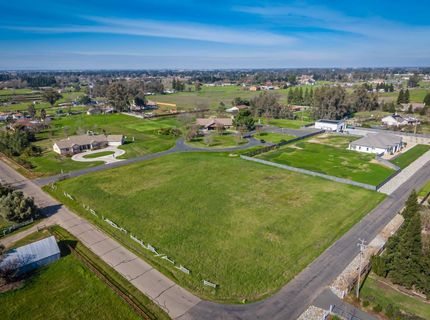 10685 Halfway Rd, Elk Grove, CA 95624 Photo