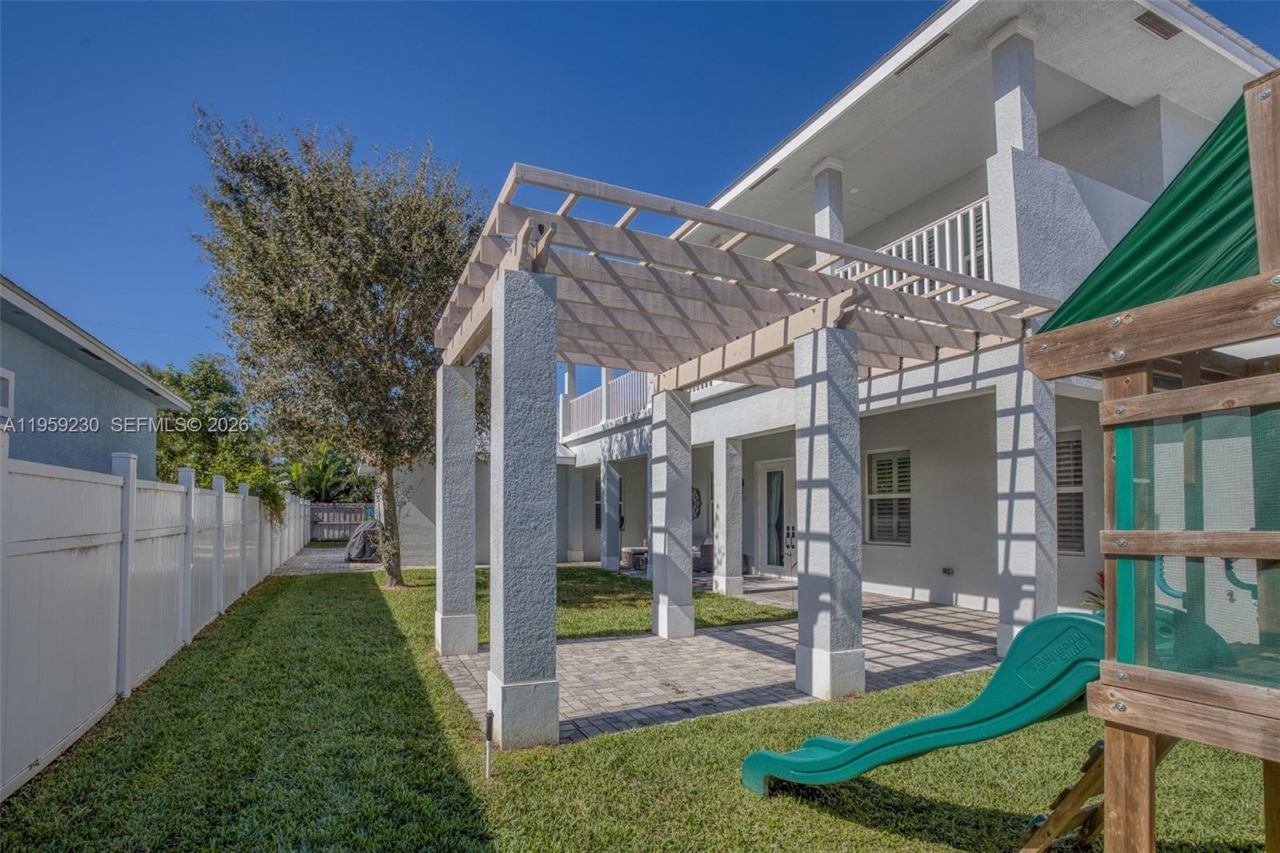 3046 SW Ellsworth Ave , Palm City, FL 34990 Photo