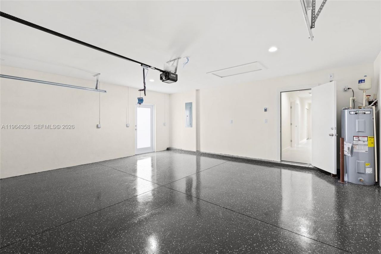 560 SW Carter Ave, Port Saint Lucie, FL 34983 Photo