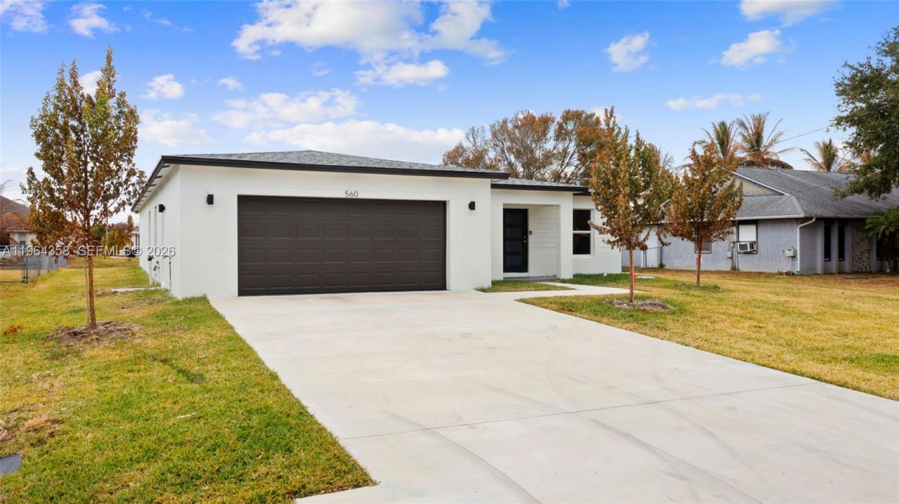 560 SW Carter Ave, Port Saint Lucie, FL 34983 Photo