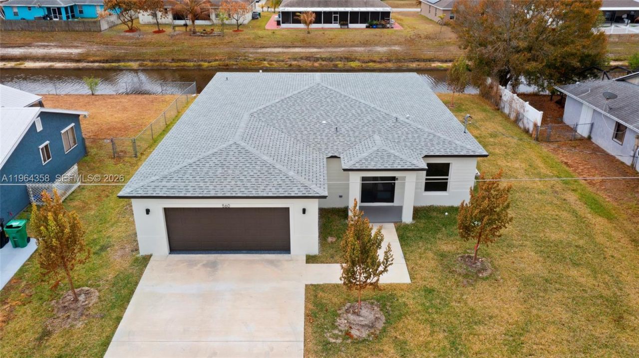 560 SW Carter Ave, Port Saint Lucie, FL 34983 Photo