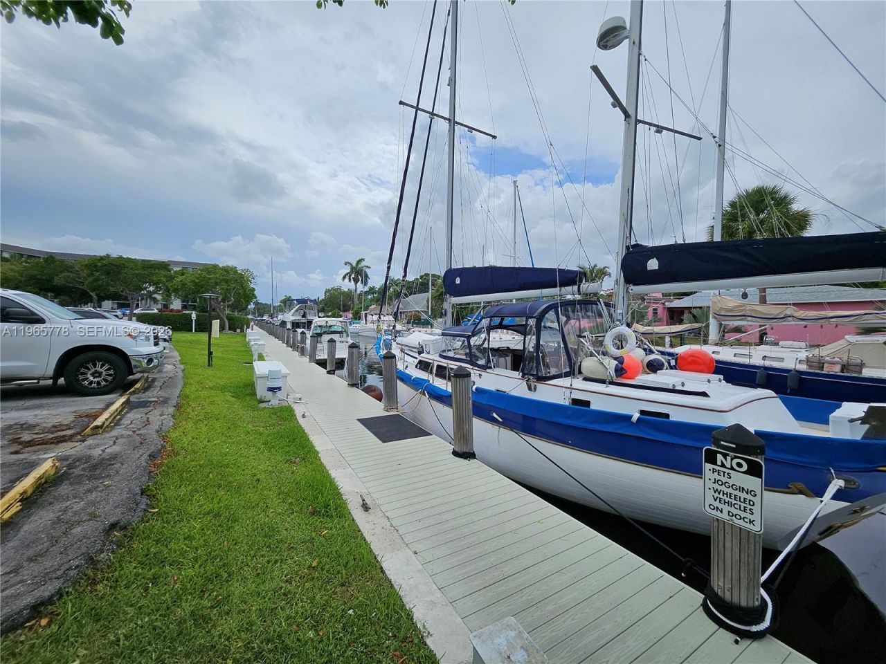 1101 River Reach Dr, Unit 418, Fort Lauderdale, FL 33315 Photo