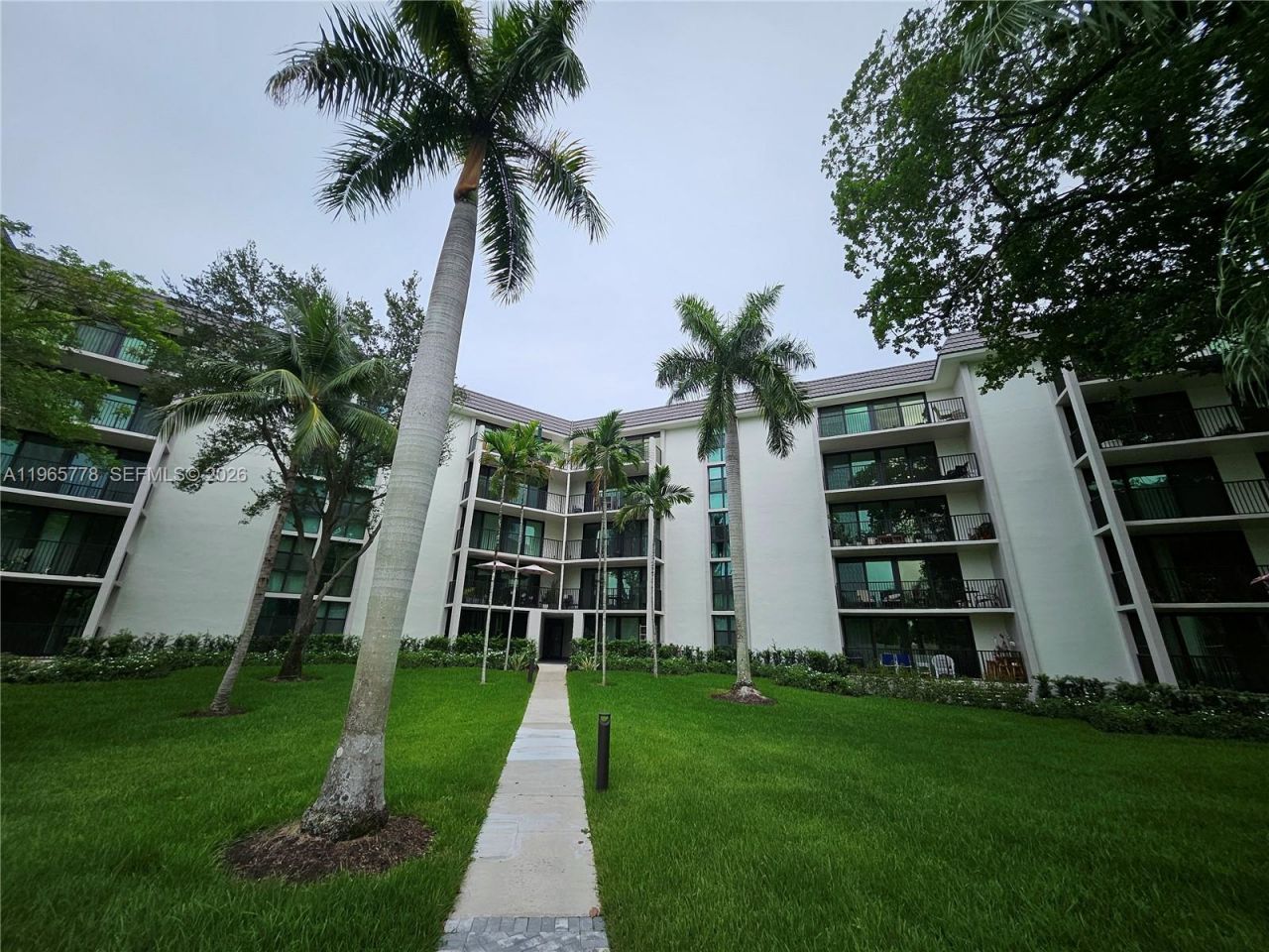 1101 River Reach Dr, Unit 418, Fort Lauderdale, FL 33315 Photo