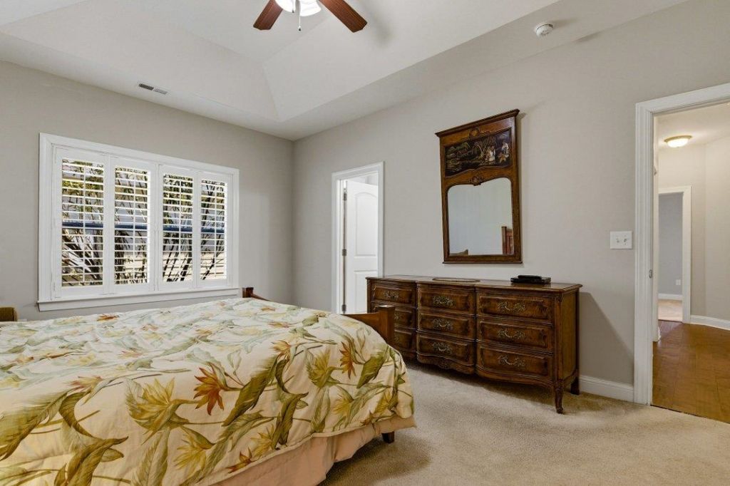 600 Elmwood Circle  Photo 18