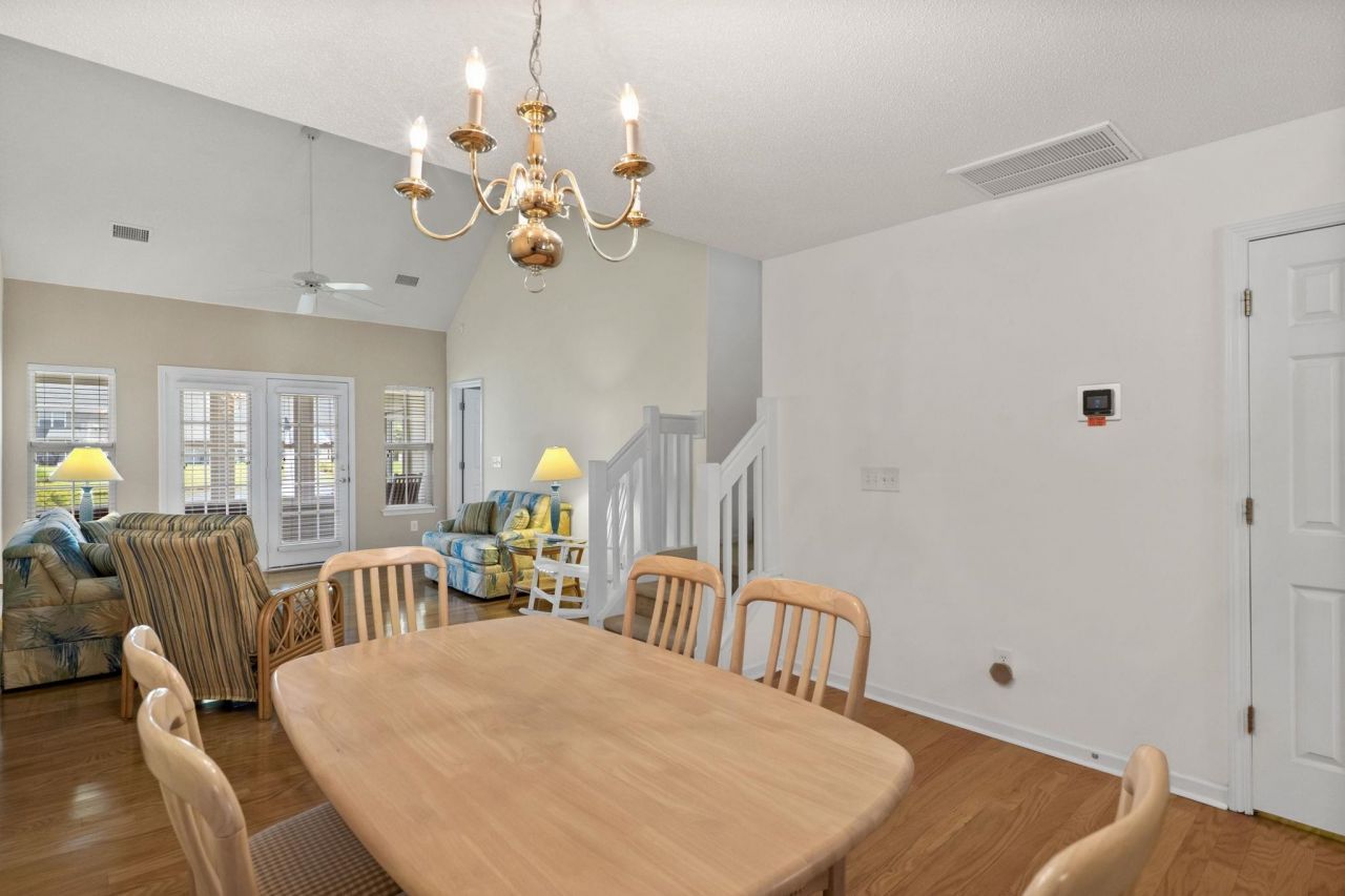 956 Williston Loop Photo 11