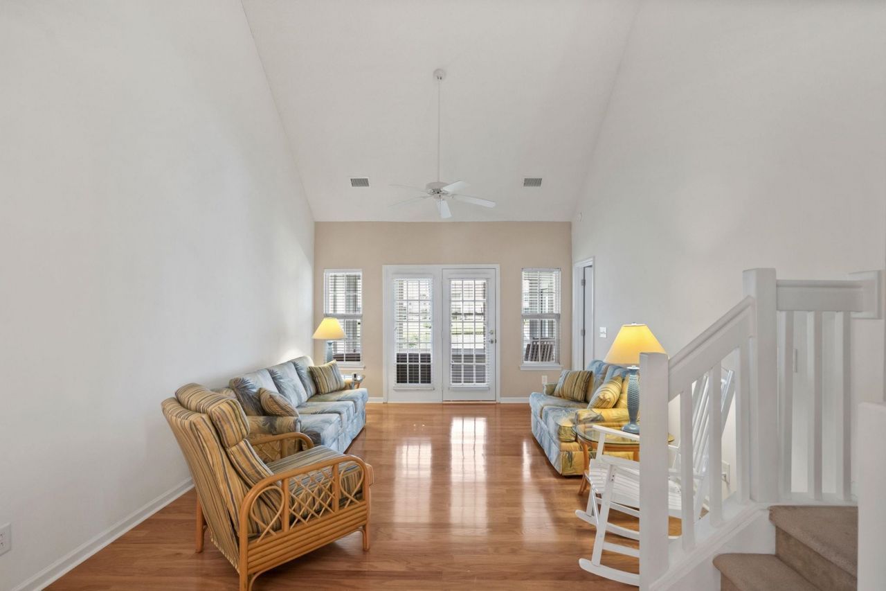 956 Williston Loop Photo 13