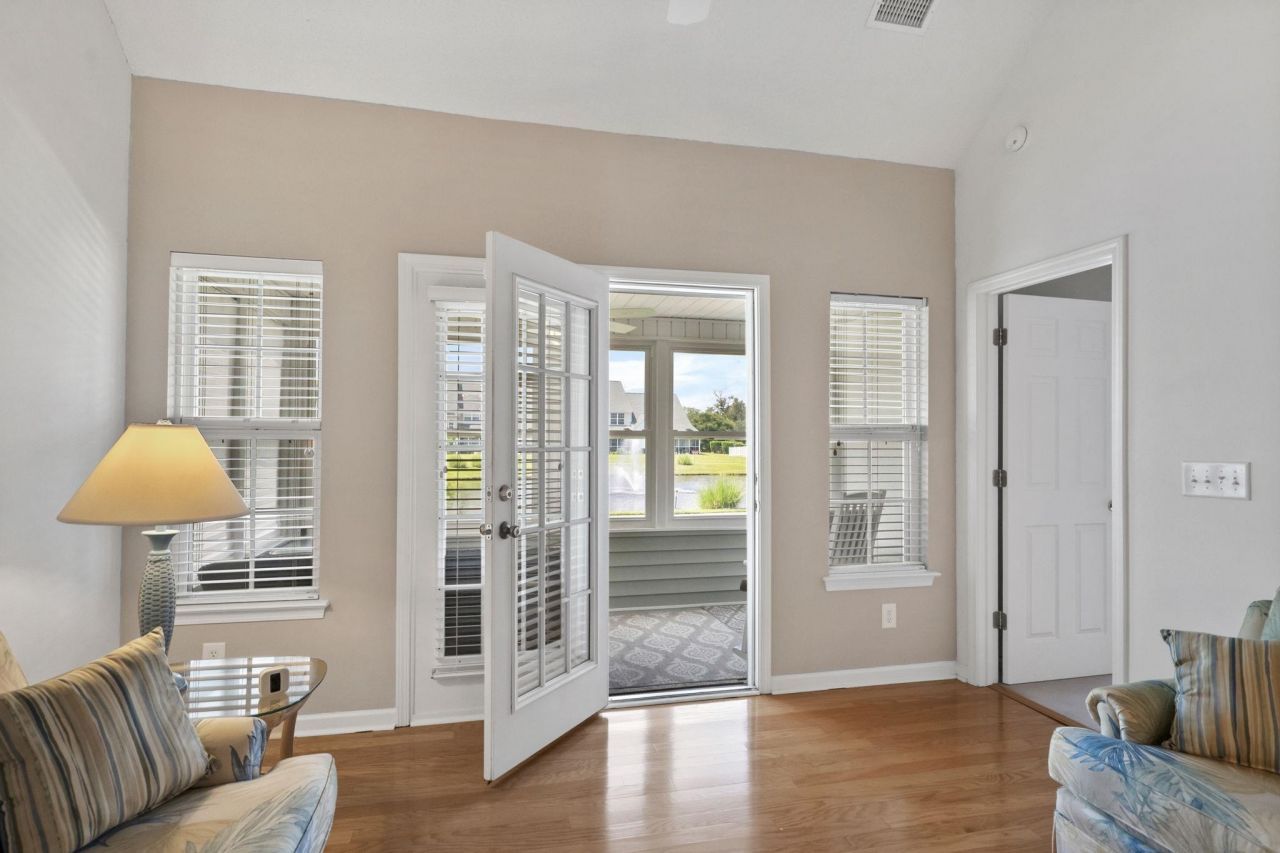 956 Williston Loop Photo 15