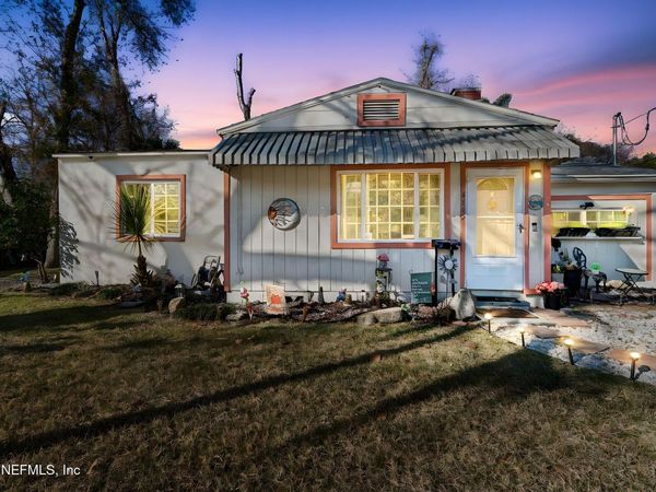 4665 TIMUQUANA Road, Jacksonville, FL 32210