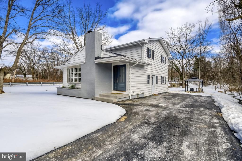 7107 Walnut Avenue, Baltimore, MD 21208 Main Photo