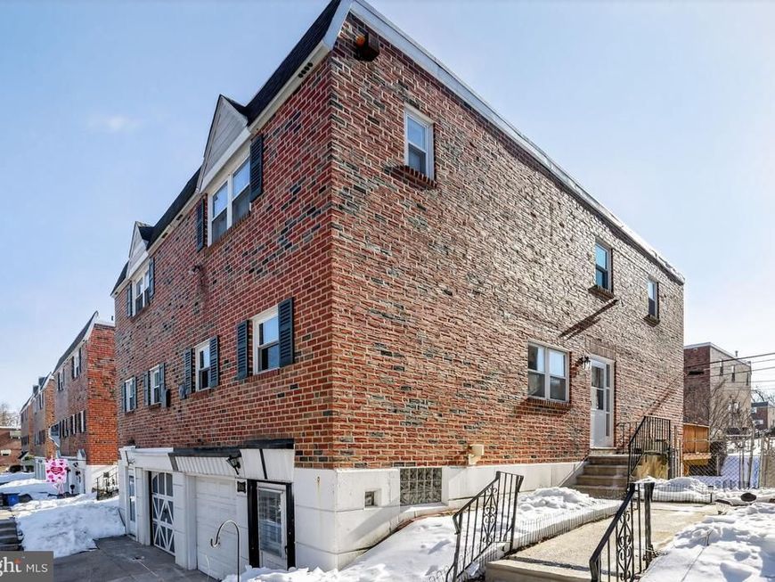 816 Susquehanna Road, Philadelphia, PA 19111 Main Photo