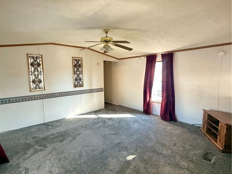 520 Greene Street, Newport, OH 45768 Photo 10