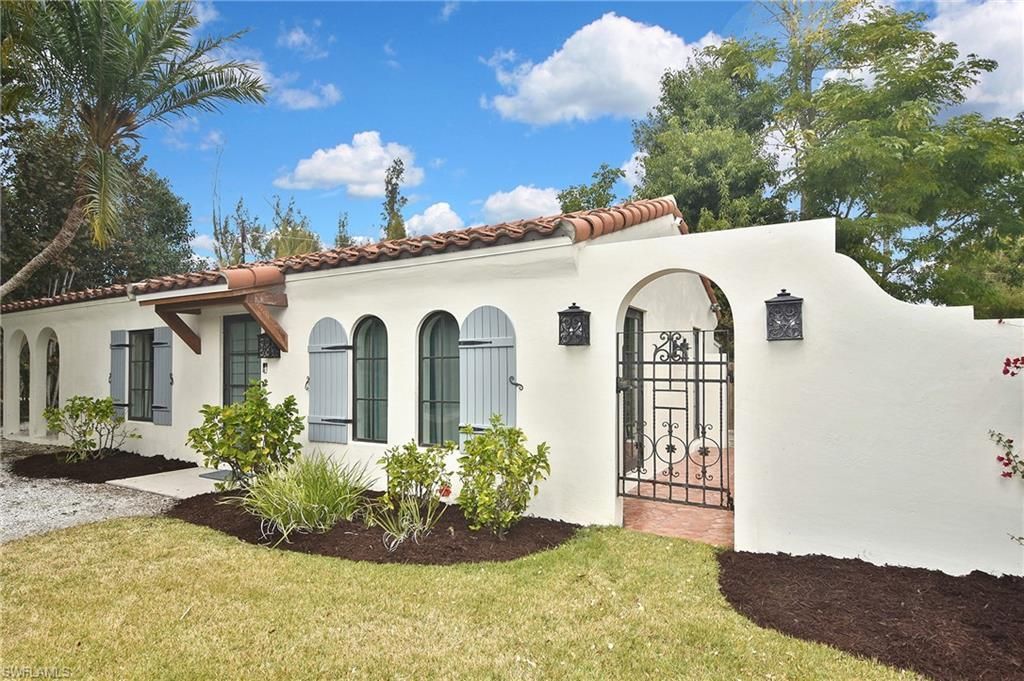 16611 Captiva Dr, Captiva, FL 33924 Photo