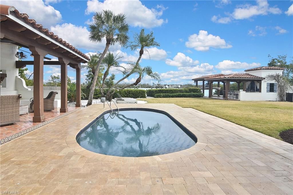 16611 Captiva Dr, Captiva, FL 33924 Photo