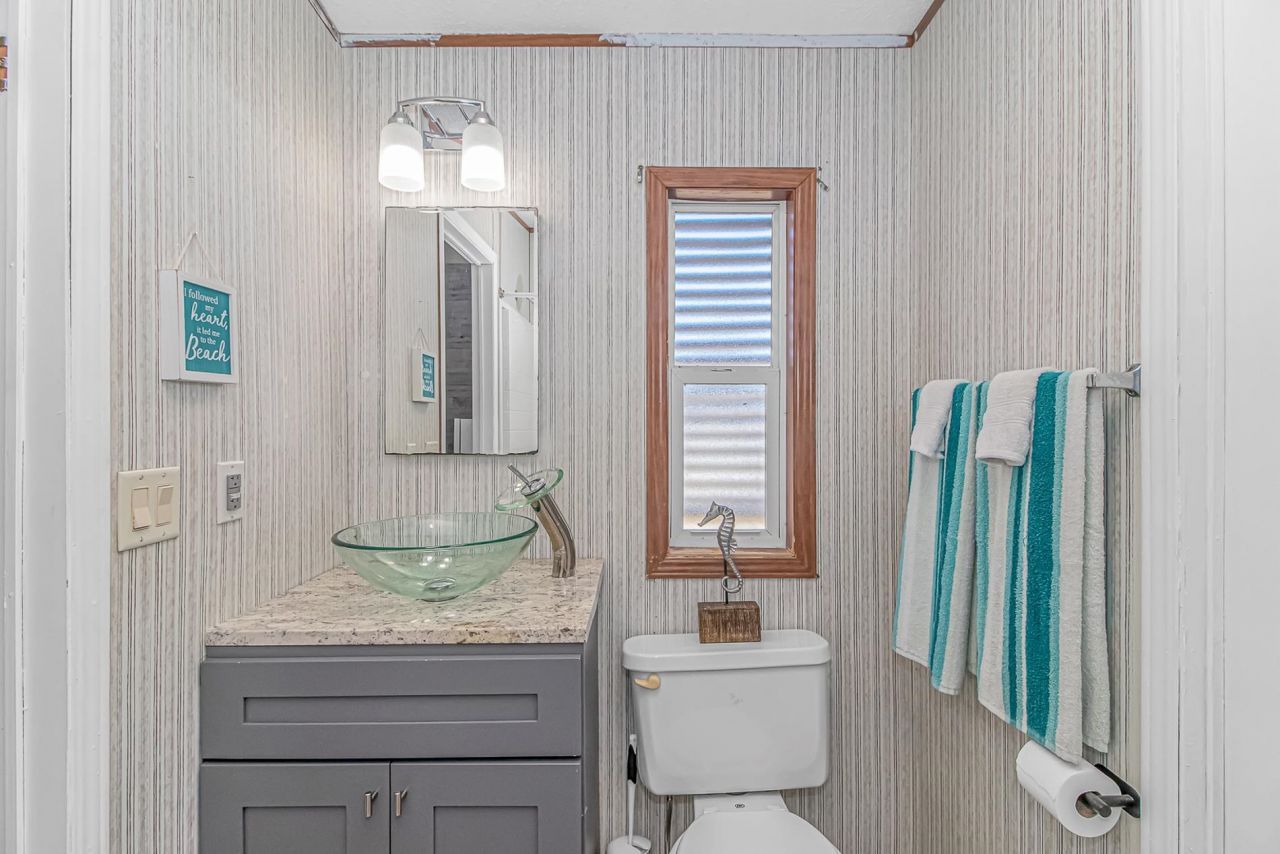 6043 East West Way Photo 18