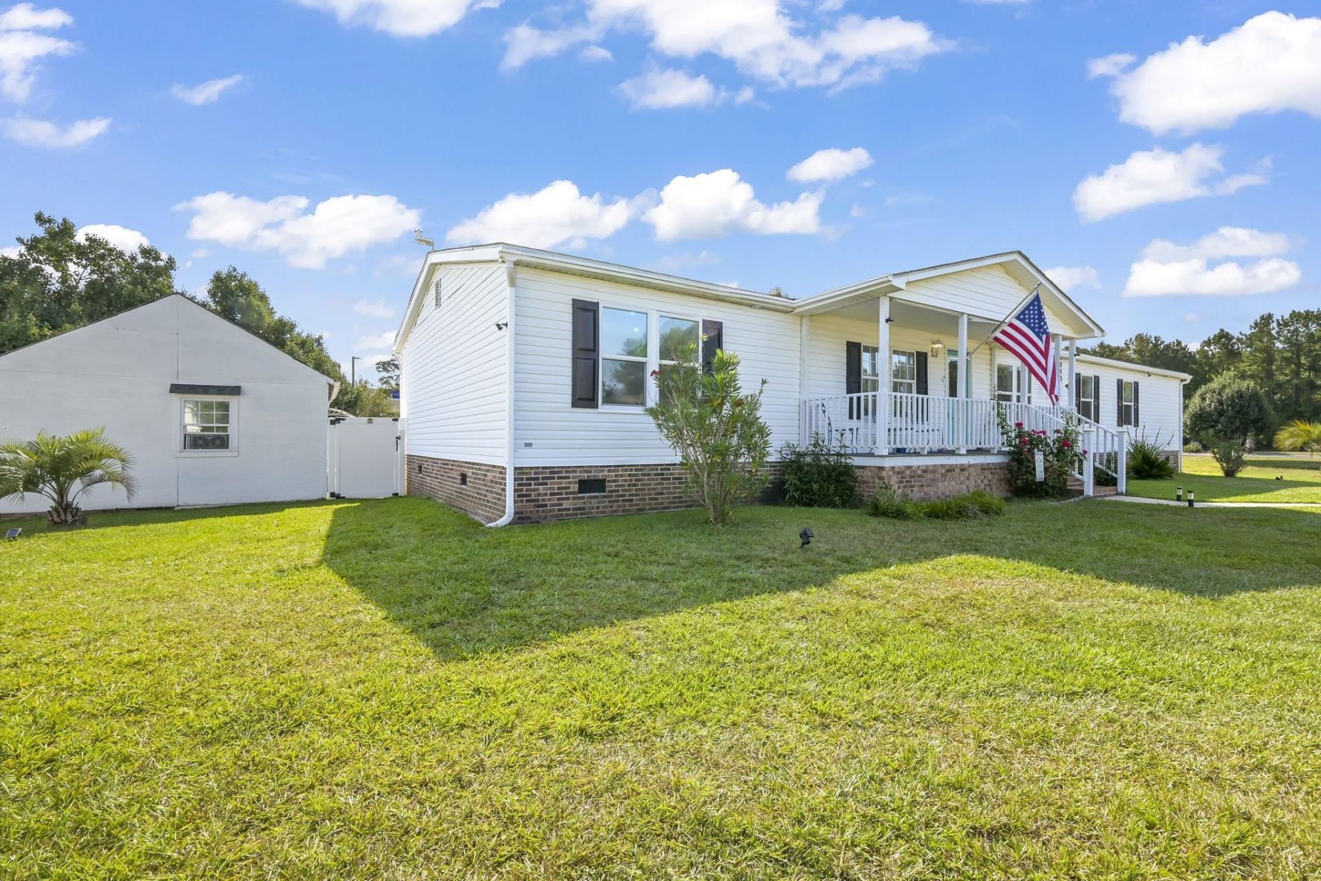 6043 East West Way Photo 22