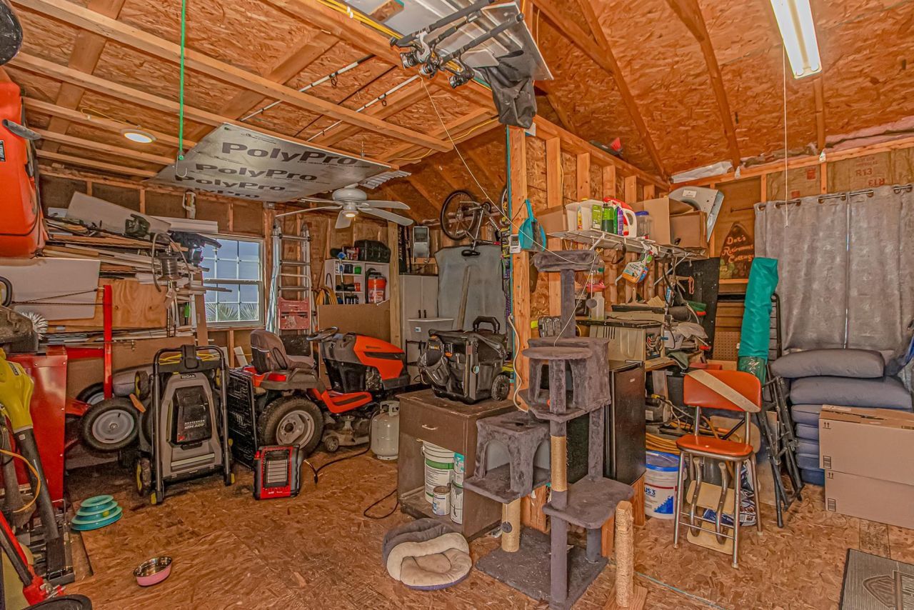 6043 East West Way Photo 27