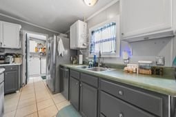 6043 East West Way photo 4