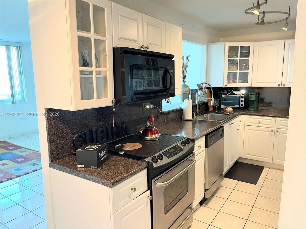 7135 Collins, Unit 533, Miami Beach, FL 33141 Photo