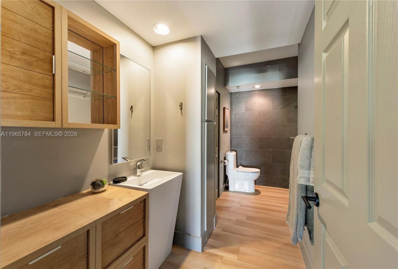 3145 NE 184th St, Unit 5305, Aventura, FL 33160 Photo