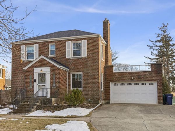 65 E Washington Boulevard, Lombard, IL 60148