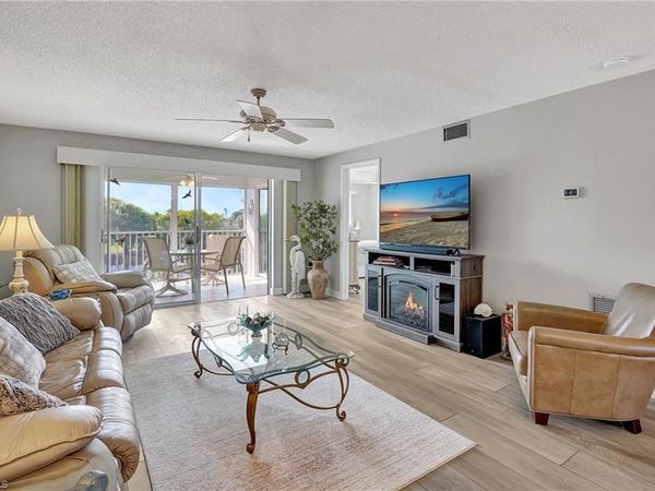 5515 Rattlesnake Hammock RD, Unit 314, NAPLES, FL 34113