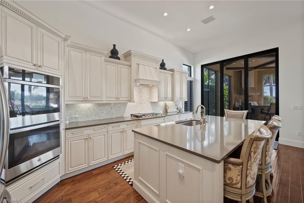 28860 Blaisdell Dr, Naples, FL 34119 Photo
