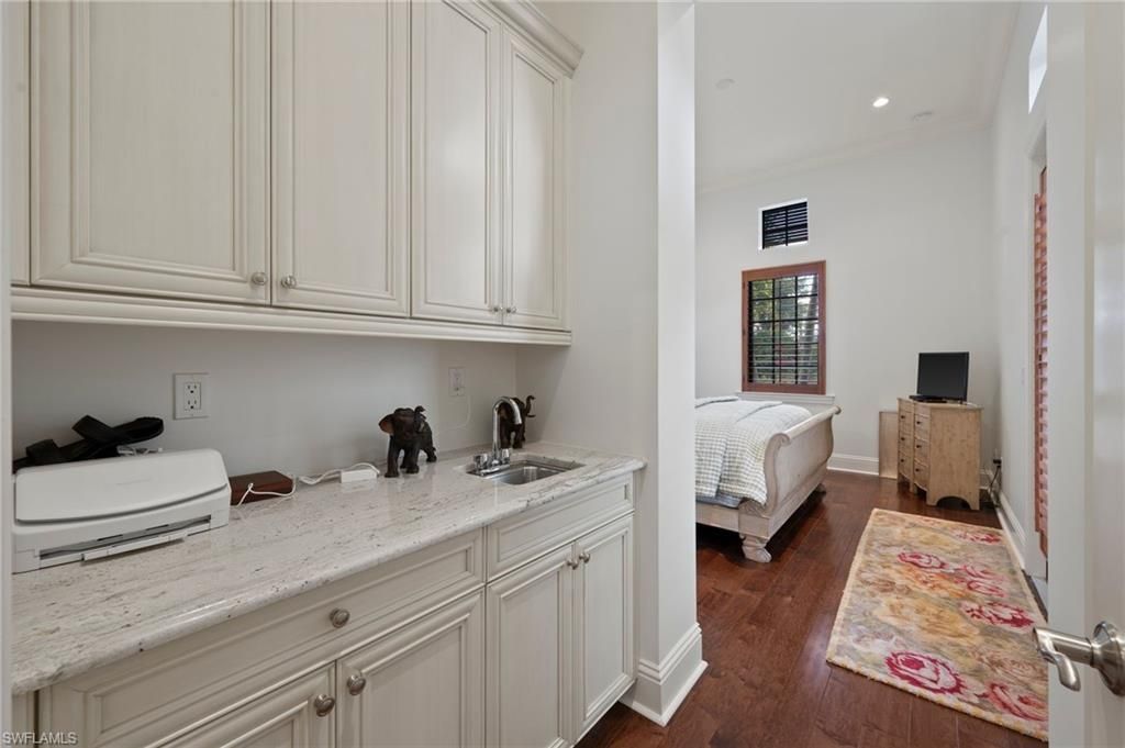 28860 Blaisdell Dr, Naples, FL 34119 Photo