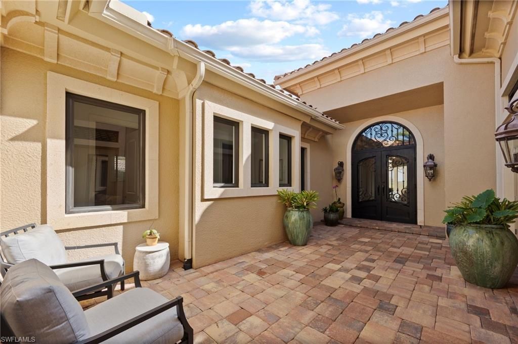 28860 Blaisdell Dr, Naples, FL 34119 Photo